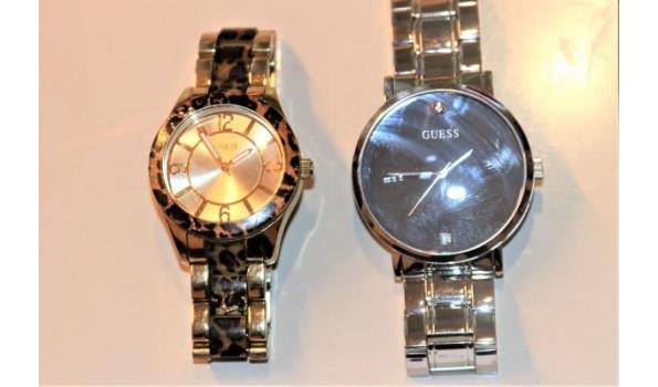 2 div horloges GUESS type W0014L2 en W131561, werking niet gekend, met gebruikssporen